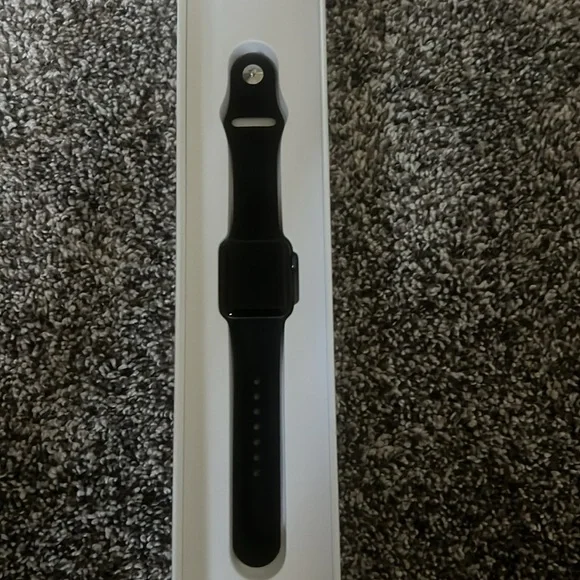 Apple Watch Series 3 38mm Space Gray Aluminum Black Sport